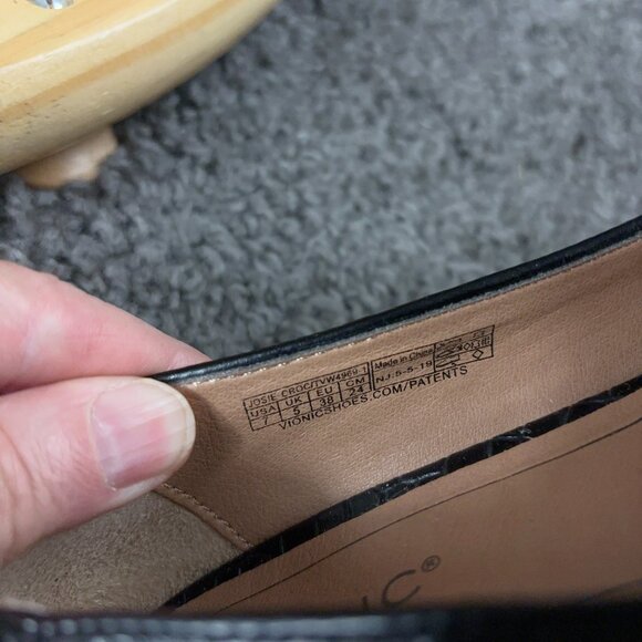 Vionic Josie Croc Kitten Heels Womens Size 7 Black Leather Pointed Toe Pump - Picture 8 of 9